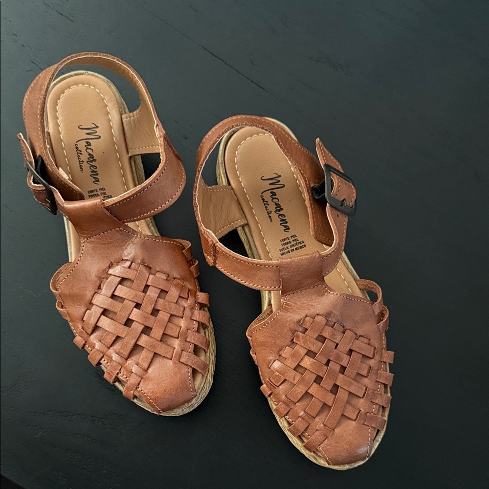 Macarena Huarache Brown Woven Sandal size 7
